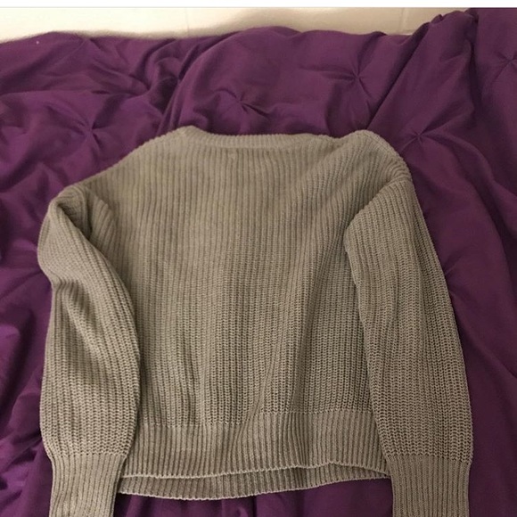 Urban outfitters pull over sweater - Picture 2 of 4